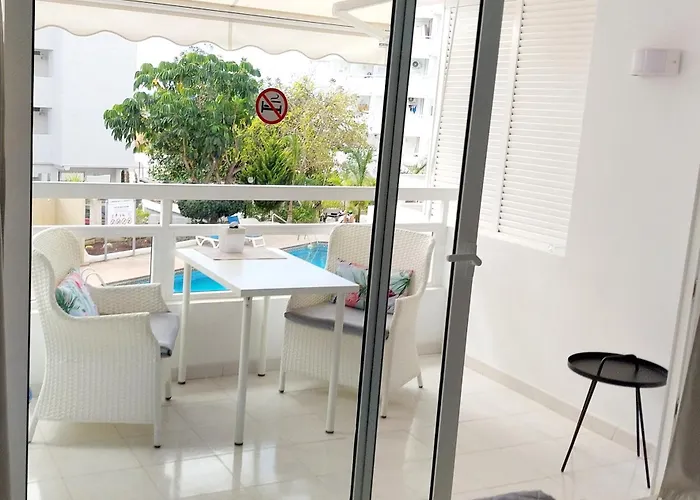 Under The Palm * Playa de las Americas (Tenerife)