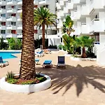 Under The Palm Daire