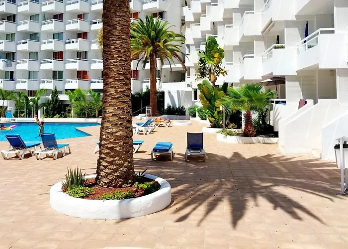 Under The Palm 아파트