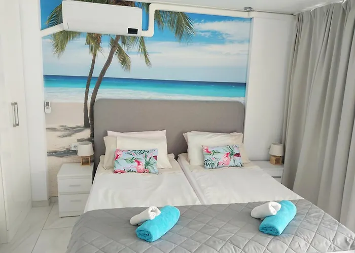 Under The Palm Apartament *